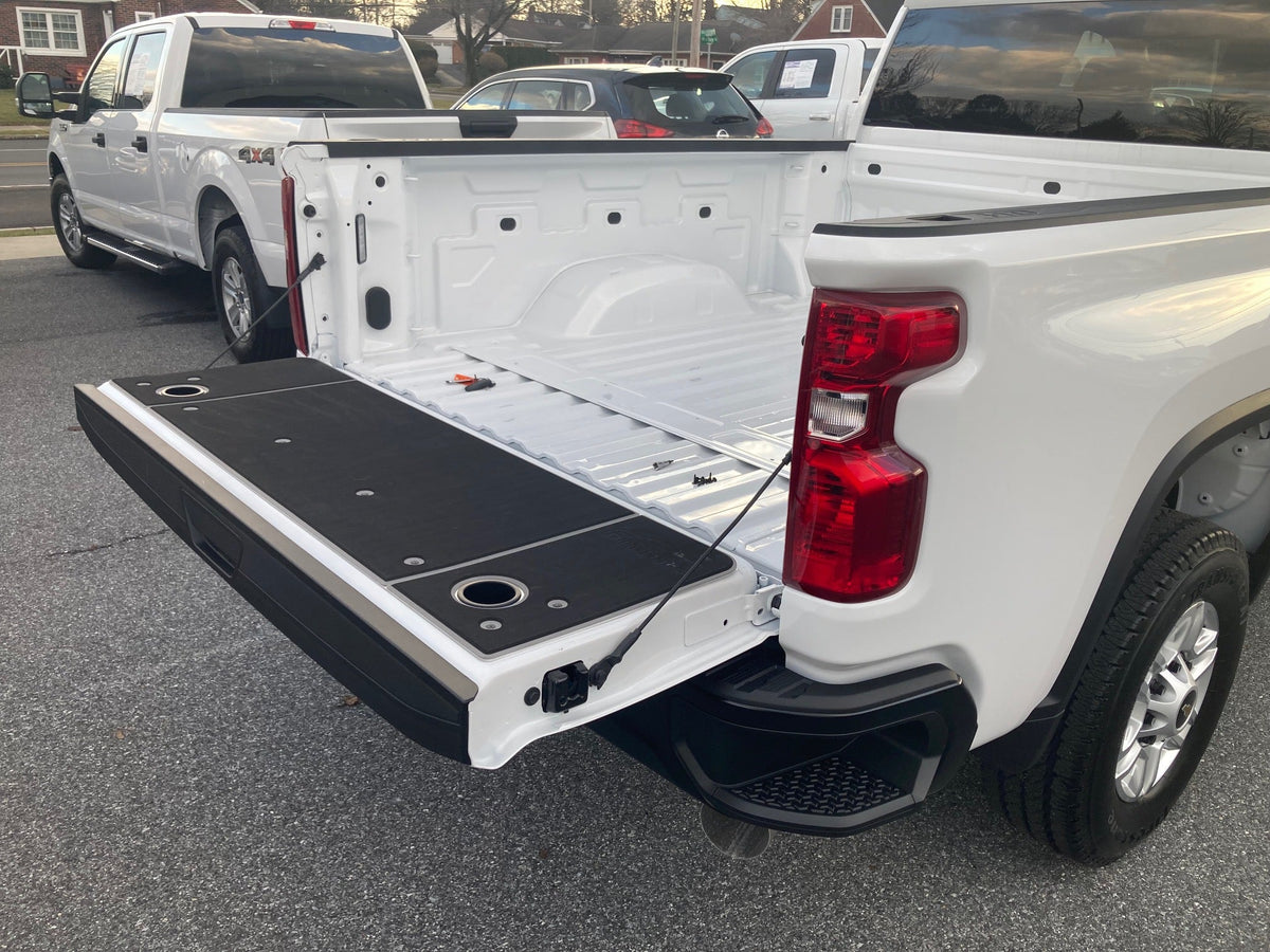 BillieBars Silverado/Sierra 2500, 3500 Tailgate Cover (2019+)