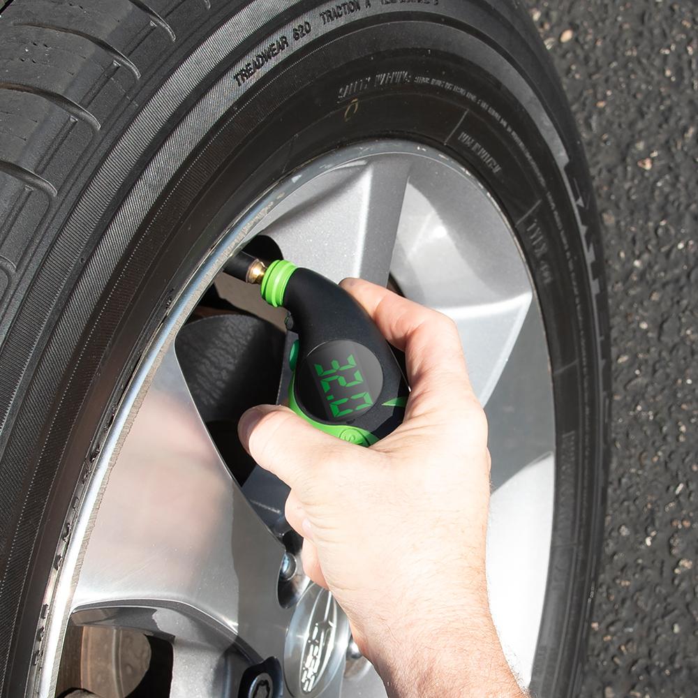 Slime Airlock Digital Tire Gauge 5 to 150 PSI 20475 - image 2