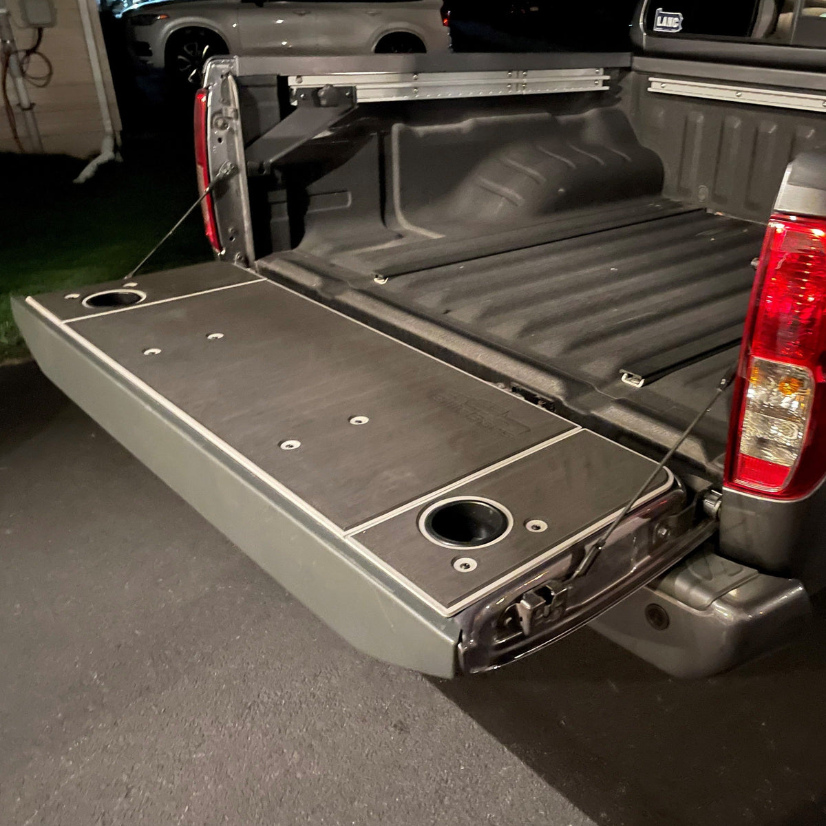 BillieBars Frontier Tailgate Cover (1997-2021)