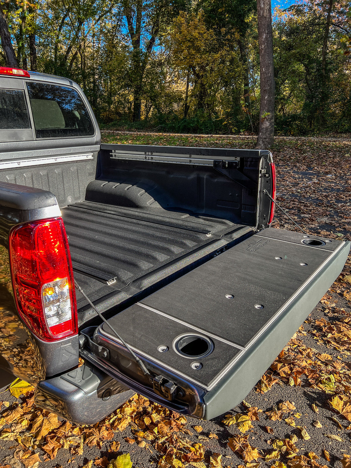 BillieBars Frontier Tailgate Cover (1997-2021)