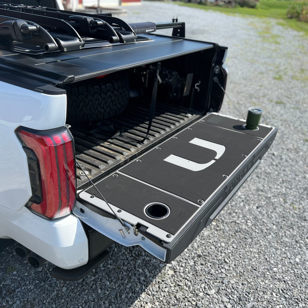 BillieBars Collegiate Tailgate Cover