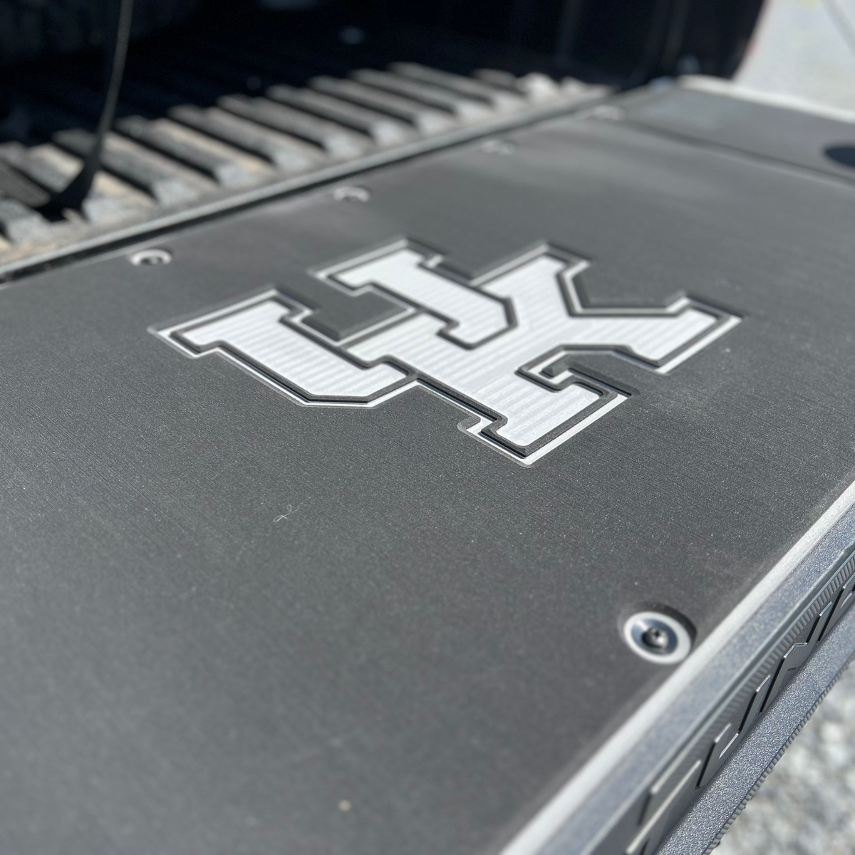 BillieBars Collegiate Tailgate Cover