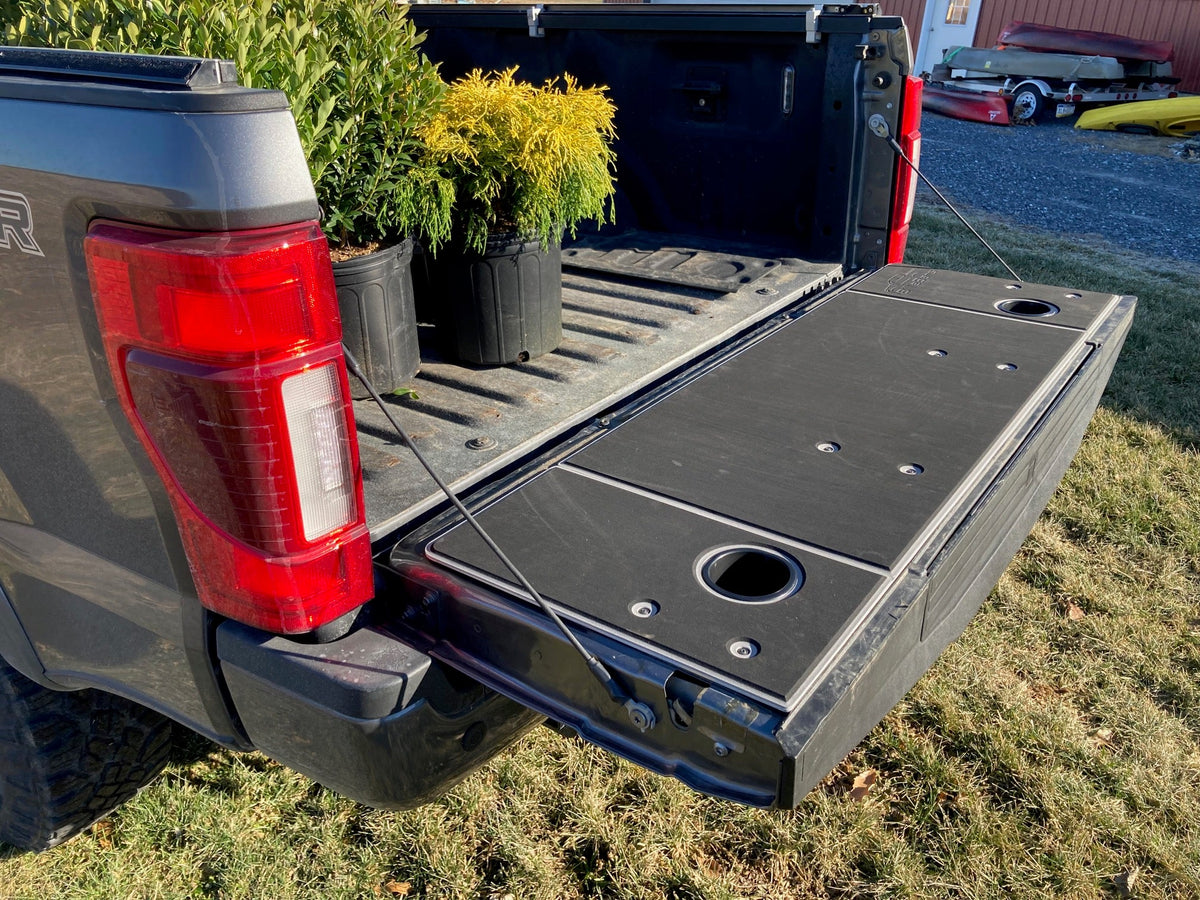 BillieBars F250 F350 Superduty Tailgate Cover (2017-2022)