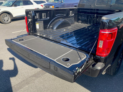 BillieBars Ford F150 Workbench Tailgate Cover
