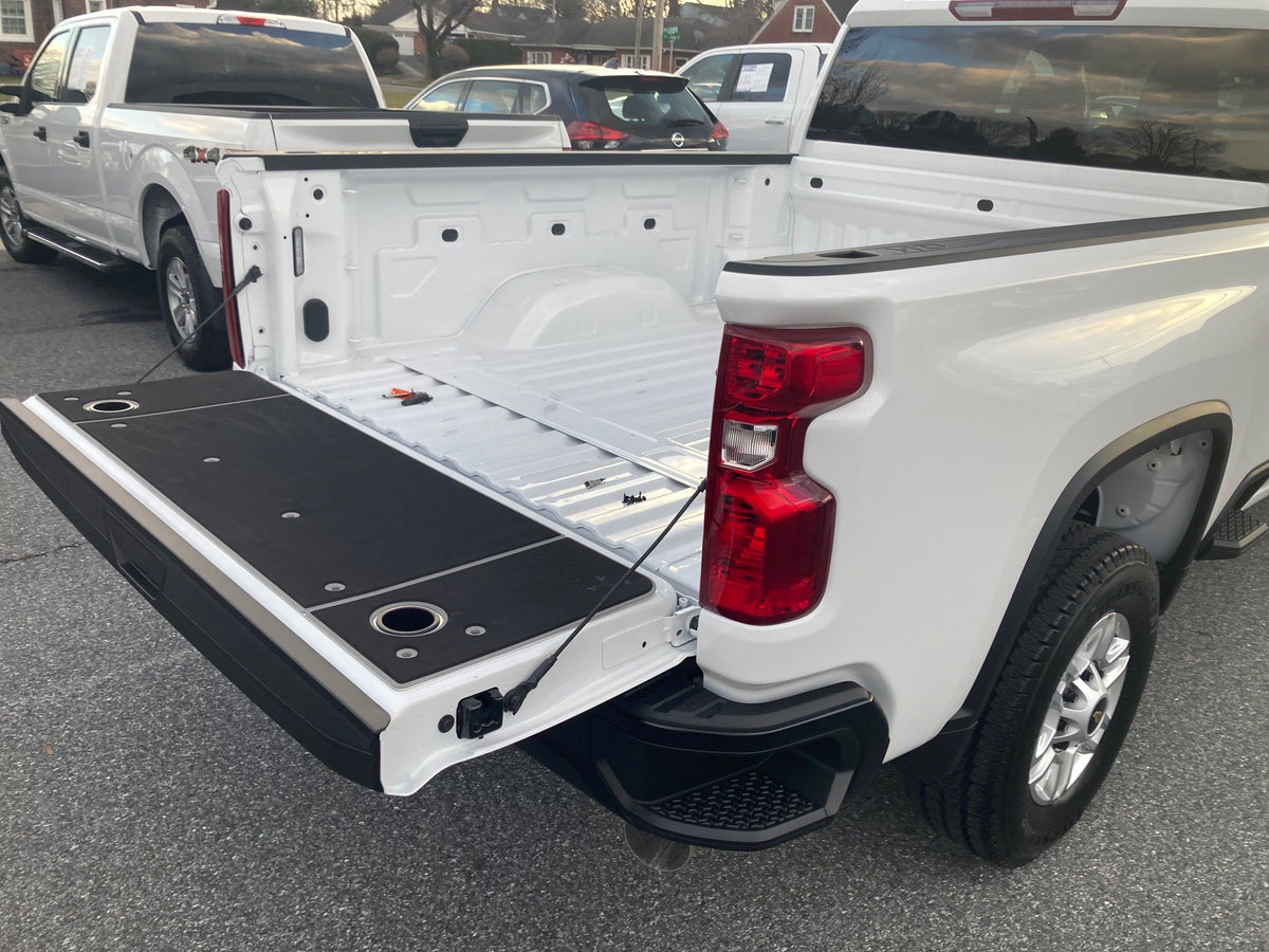 BillieBars Silverado/Sierra 2500, 3500 Tailgate Cover (2019+)