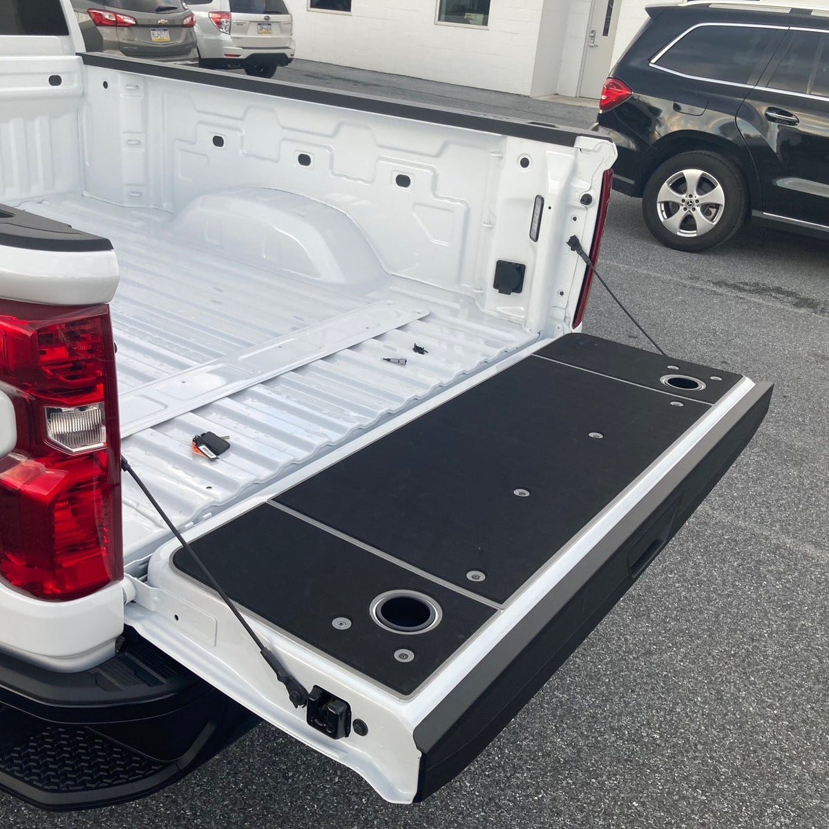 BillieBars Silverado/Sierra 2500, 3500 Tailgate Cover (2019+)