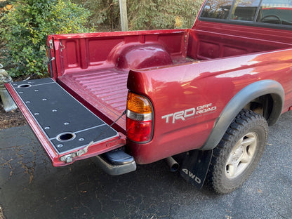BillieBars 1ST GEN Tacoma Tailgate Cover (1995-2004)