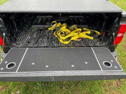 BillieBars Silverado/Sierra 1500, 2500, 3500 Tailgate Cover (2014-2018)