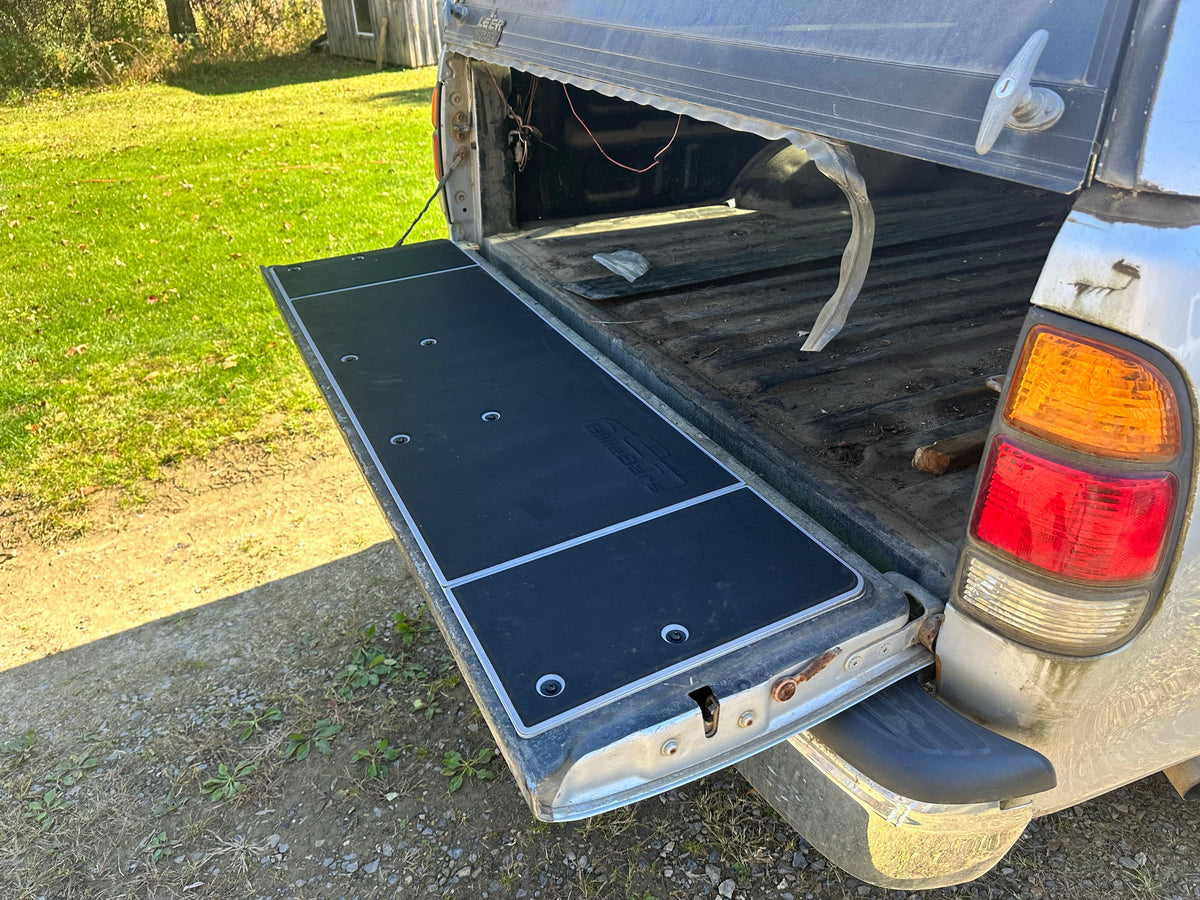 BillieBars 1st Gen Tundra Tailgate Cover (2000-2006)
