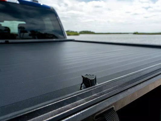 Roll-N-Lock A-Series XT Tonneau Cover For Tundra (2007-Current)