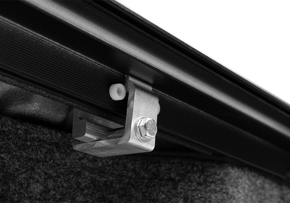 RetraxPRO MX - 19-25 Silv/Sierra 1500 8' w/o Side Storage Boxes w/o StkPkt-StdRl