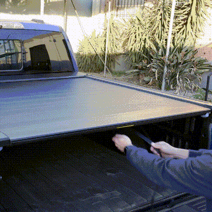 SYNETICUSA Ram 1500/2500/3500 RAMBOX (6.5ft Bed) AR Retractable PRO Hard Tonneau Cover