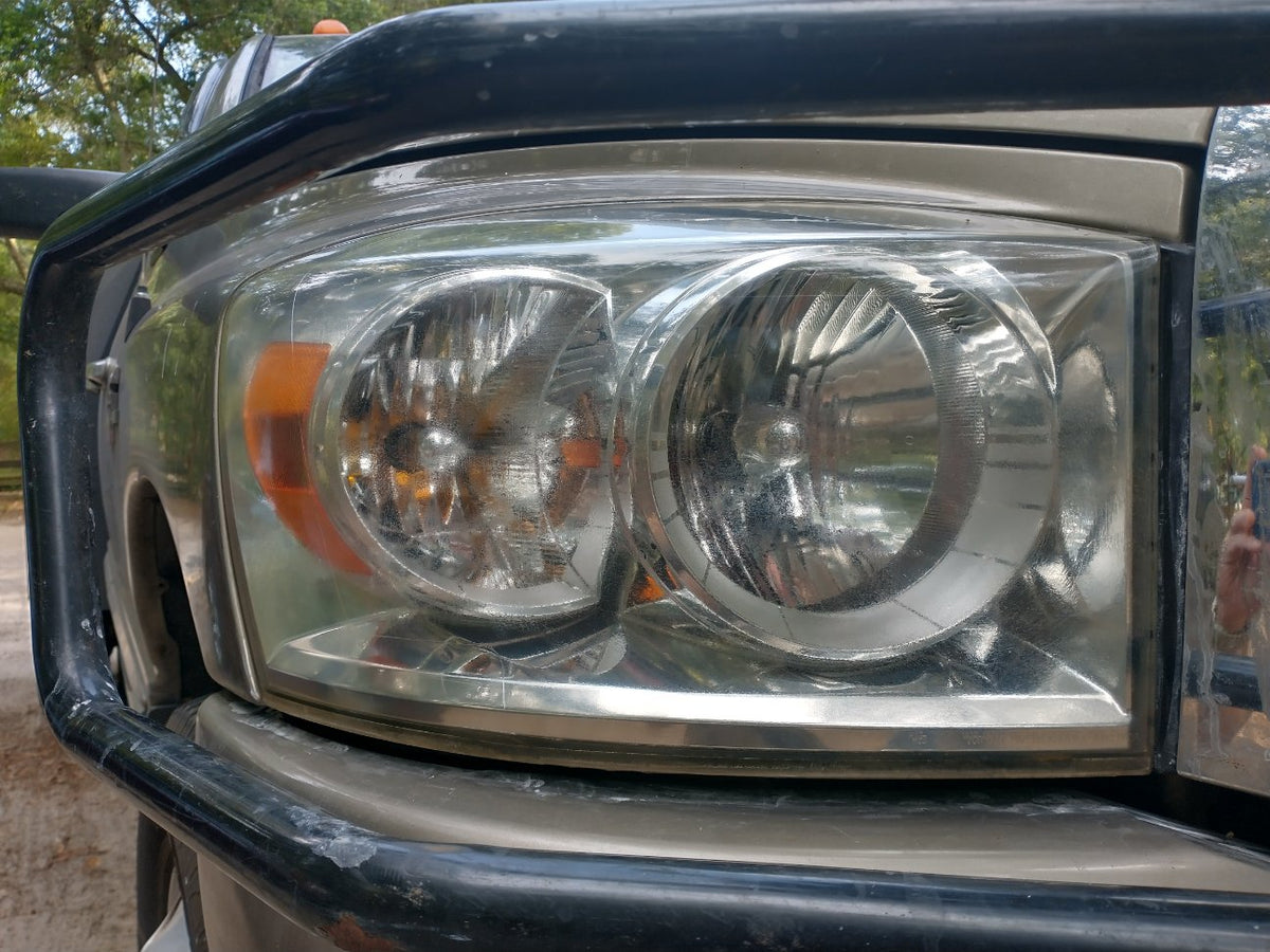 Dvelup Lenz Pro Headlight Restoration Foam Kit – Professional Headlight Repair System